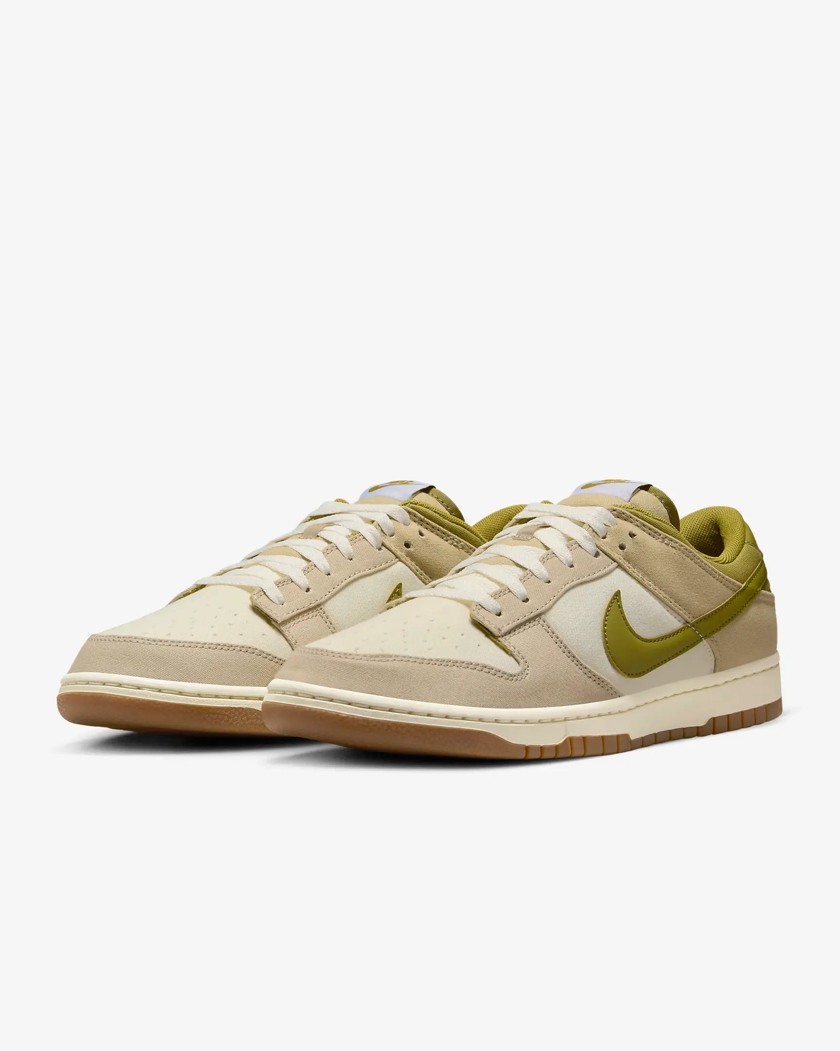 Nike Men's Dunk Low Shoes - Sail / Cream II / Limestone / Pacific Moss