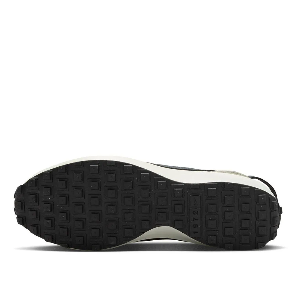 Nike Men's Waffle Debut Casual Shoes