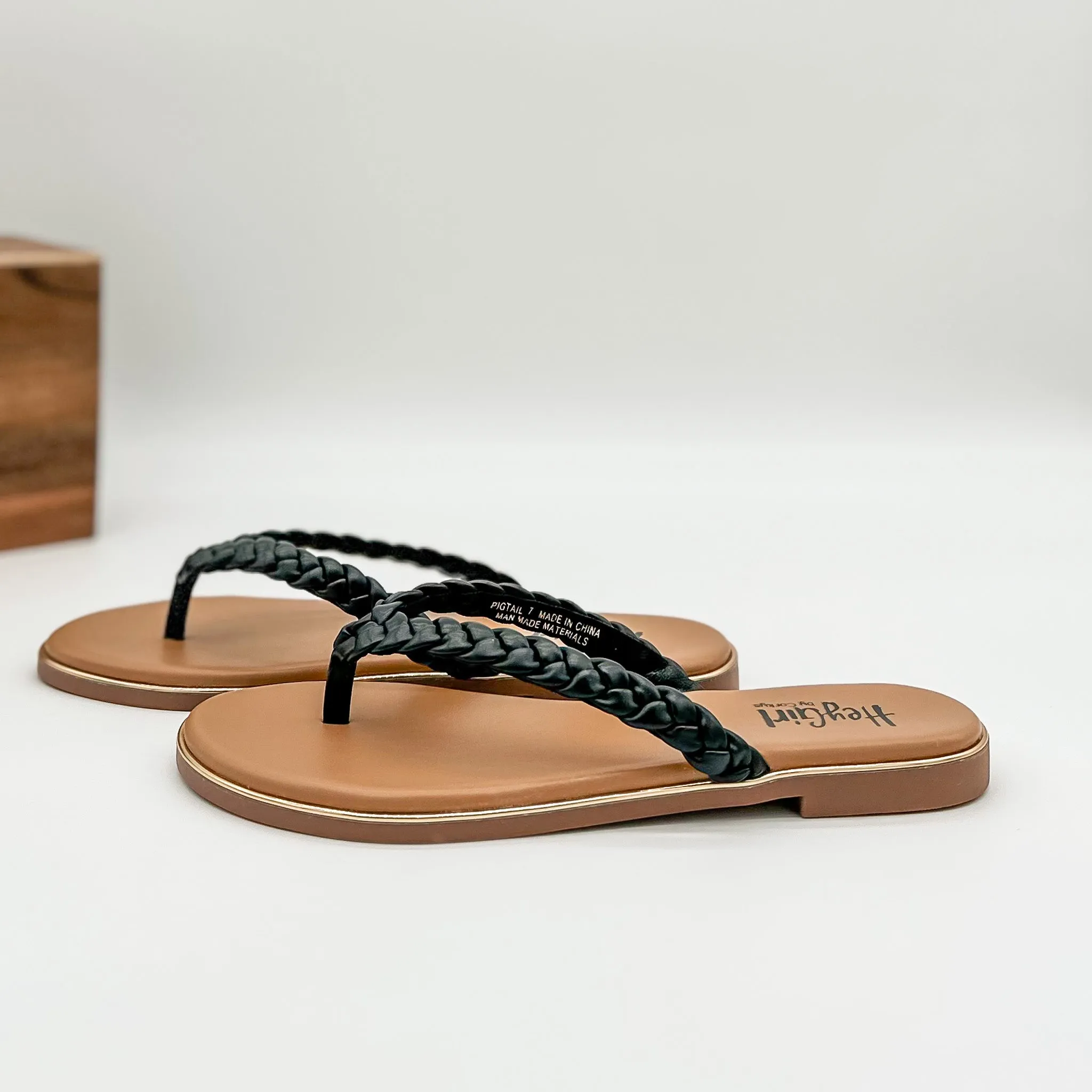 Pigtail Sandal in Black