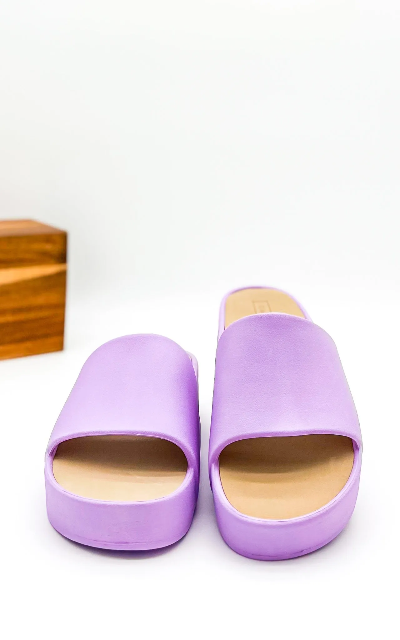 Popsicle Slide Sandals in Lavender