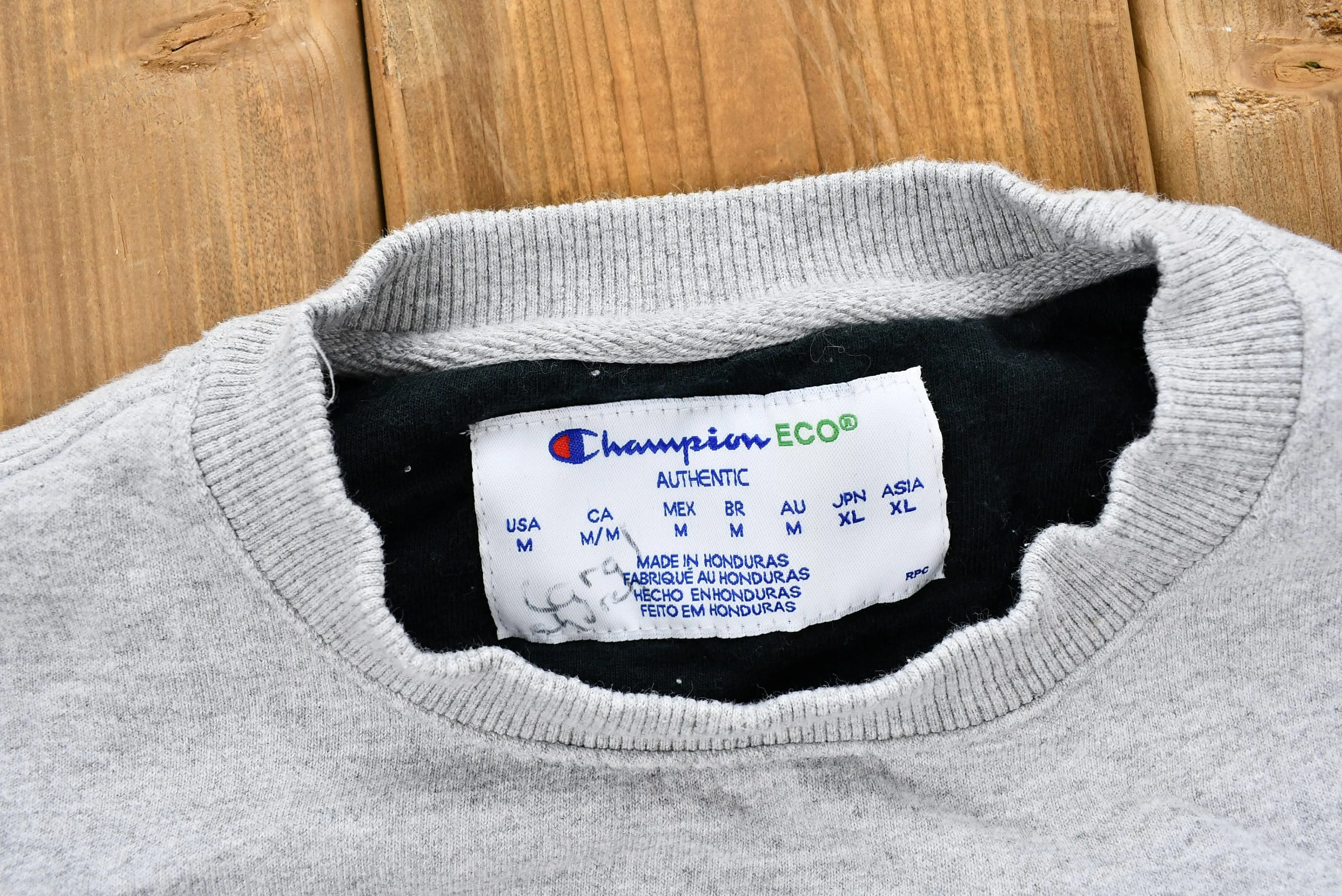 Vintage Blank Grey Champion Crewneck Sweatshirt / Vintage Pullover / Streetwear / Athleisure Sportswear