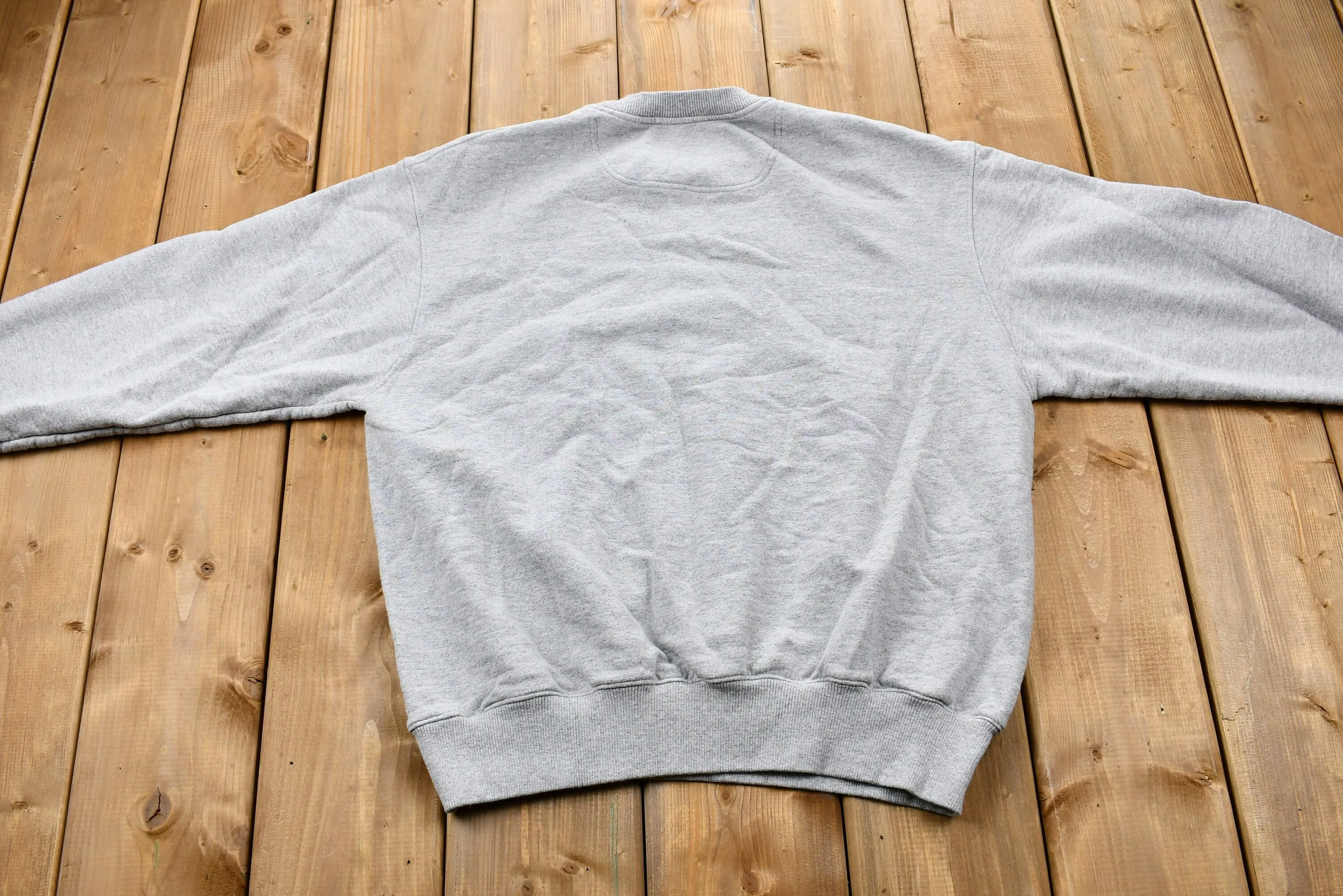 Vintage Blank Grey Champion Crewneck Sweatshirt / Vintage Pullover / Streetwear / Athleisure Sportswear